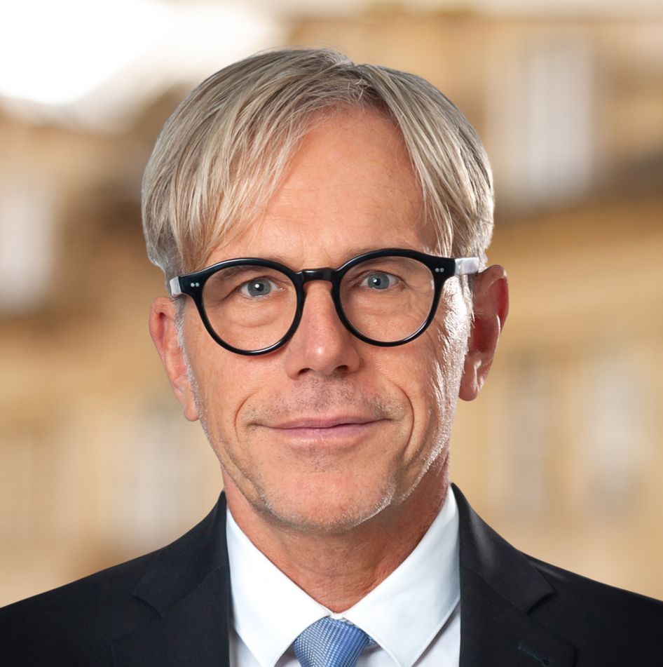 Thomas Wax - gunnercooke llp